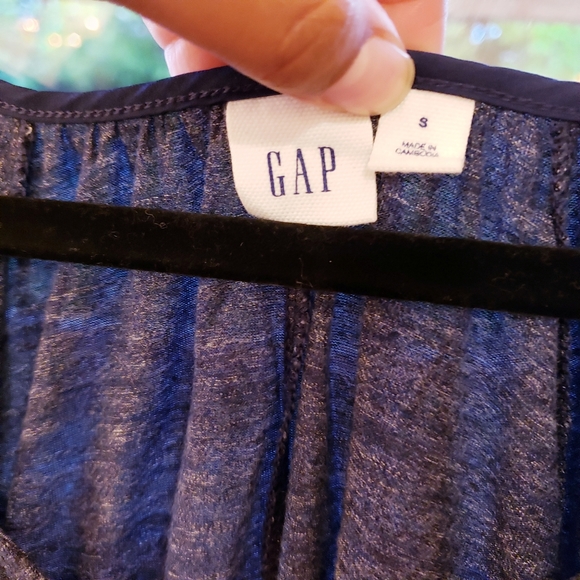 Women's Gap blouse - Picture 2 of 3